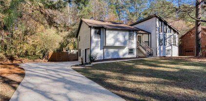 2002 Elmpark Lane, Snellville