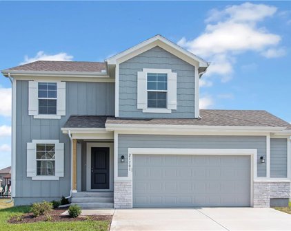 21701 Westover Road, Peculiar