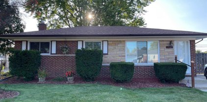 35265 Simon Dr, Clinton Twp