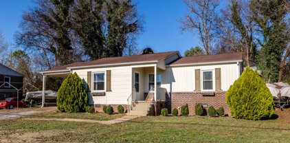 1211 Redwood Ave, Maryville