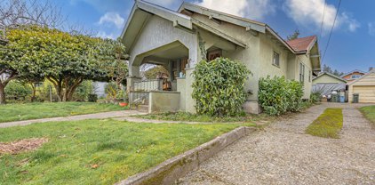 1446 SHERMAN AVE, North Bend