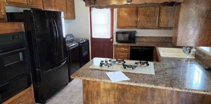 16054  Amber Valley Dr, Whittier
