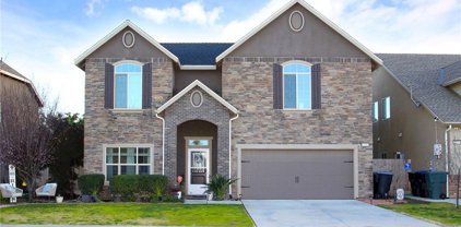 2241 W Babcock Avenue, Visalia