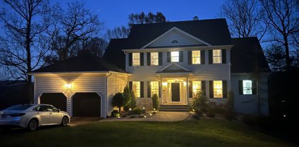 6768 Christopher  Dr, Roanoke