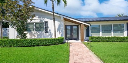 206 Colony Rd, Jupiter Inlet Colony