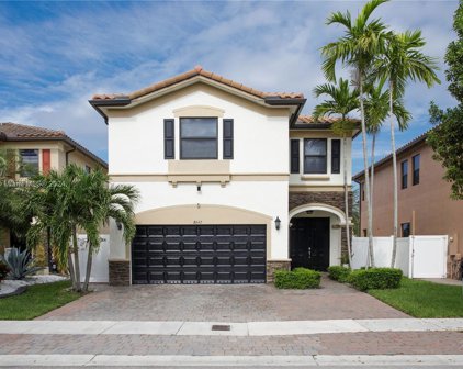 8642 W 33rd Ave, Hialeah