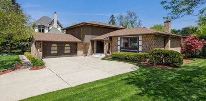 1053 S Vail Avenue, Arlington Heights
