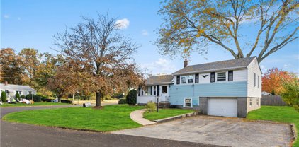 16 Way Avenue, Warwick