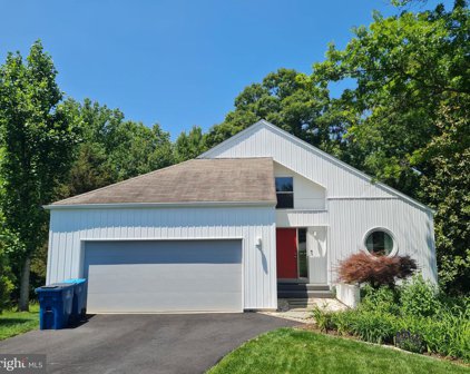 11921 Moss Point Ln, Reston