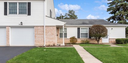 756 Gloucester Drive, Elk Grove Village