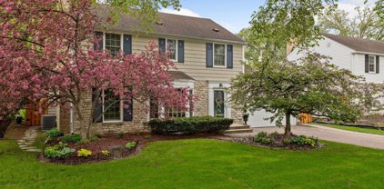 4808 Maple Road, Edina