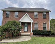727 Meadowgate Ln, Clarksville image