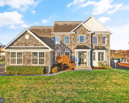 36624 Woodmar Farm Dr, Purcellville
