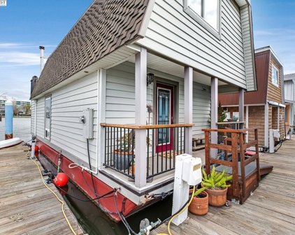 2394 Mariner Square Drive B11, Alameda