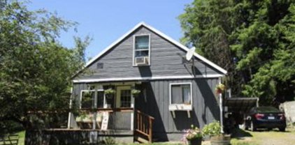 173 Newman Middle Branch Road, Elma