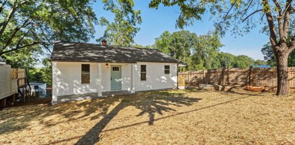 1703 E Washington Street, Greenville