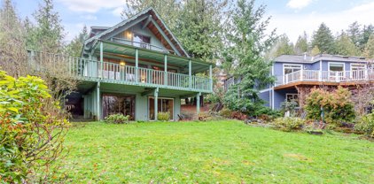 33 Longshore Lane, Bellingham
