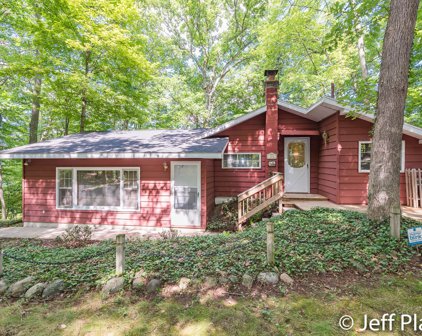 342 Burgess Lake Road, Greenville