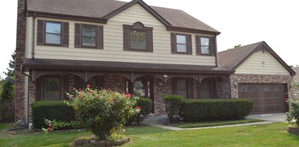 613 E Pennsylvania Court, Arlington Heights
