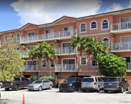 9008 Collins Ave Unit #201, Surfside