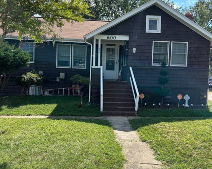 600 Montgomery St, Laurel