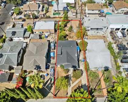 5013  Huntington Dr, Los Angeles