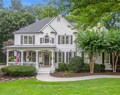 695 Garden Wilde Place, Roswell
