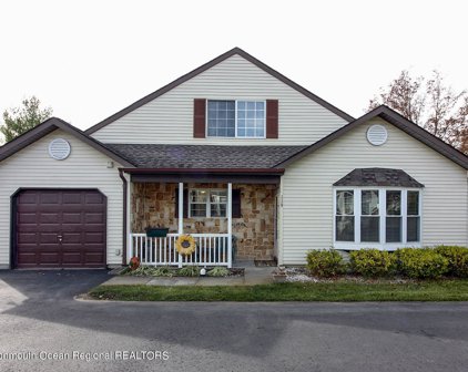 119 Farnworth Close Unit 1000, Freehold