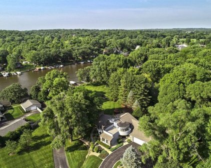 9606 Captains Drive, Algonquin