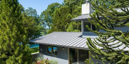 8 Ingalls Road, East Hampton
