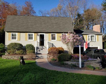 25 Peter Road, Merrimack