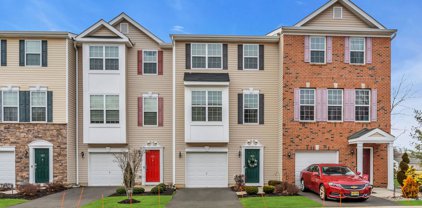 103 Warbler Way Unit 1000, Freehold