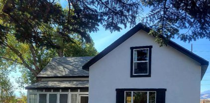 102 N 2nd Street, Deer Lodge