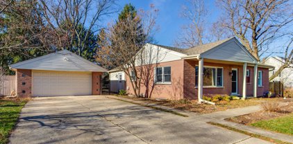 1120 N Forrest Avenue, Arlington Heights