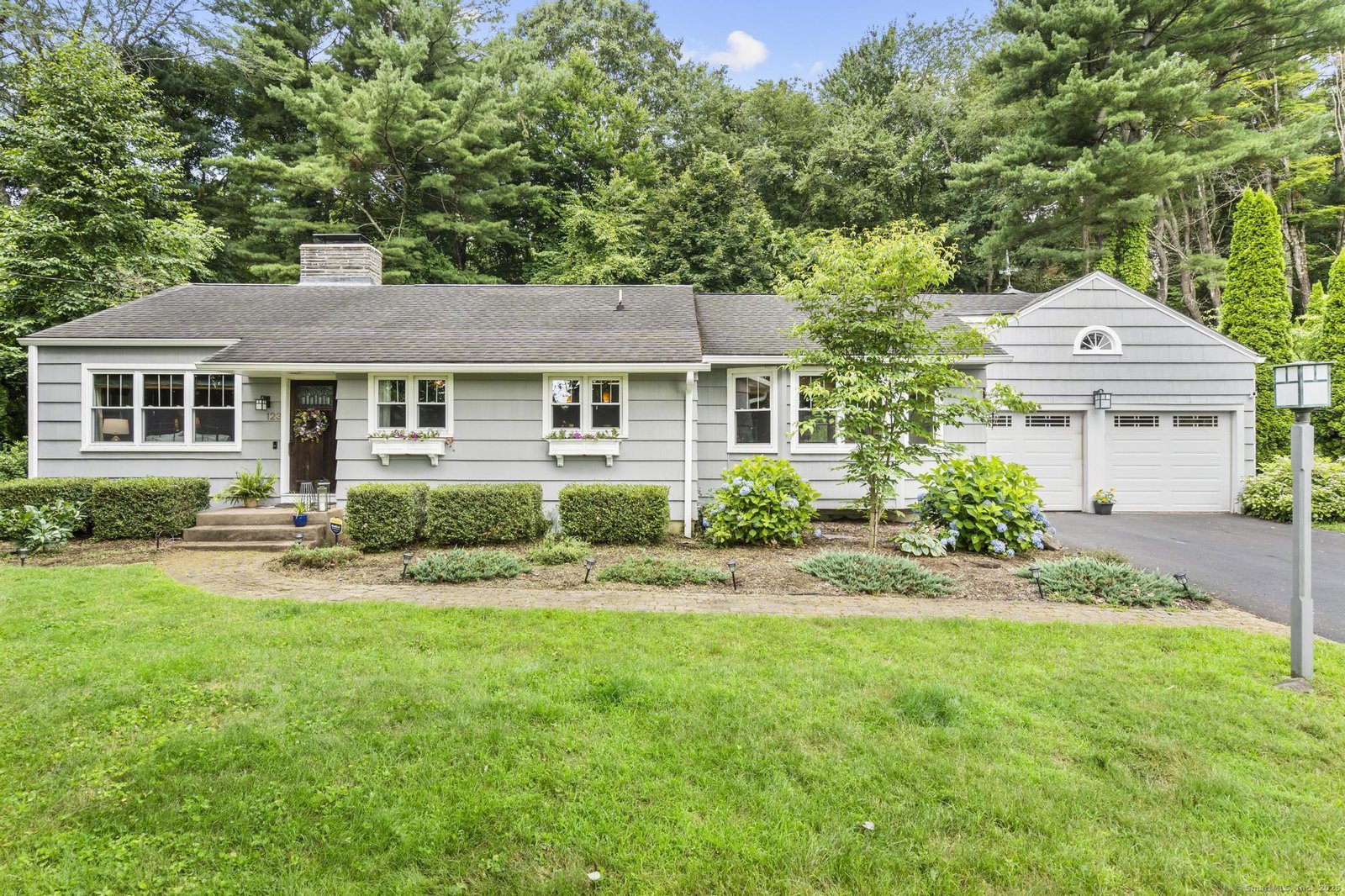 123 Street, Middletown, 06457