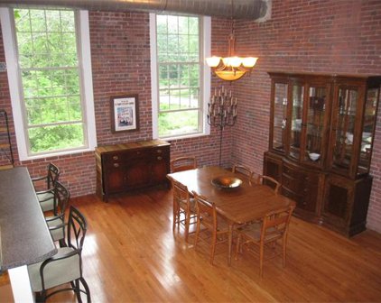 12 Brookside Road Unit 27, Westford