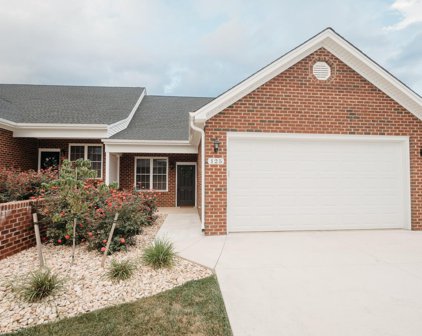 159 Villa Oak Circle, Bedford