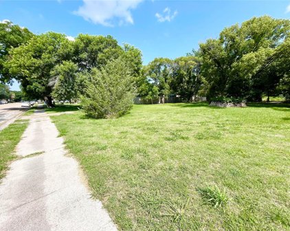102 5TH Avenue, Texas City