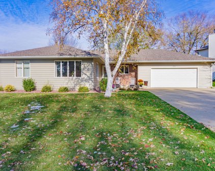 465 Oakhill Road, Chaska