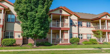 1300 School Street Unit 107, Sun Prairie