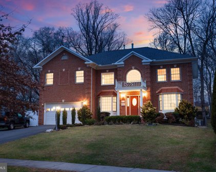 303 Tapawingo Rd Sw, Vienna