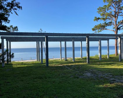 3092 Hwy 98 E, Carrabelle