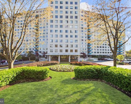 10500 Rockville Pik Unit #821, Rockville