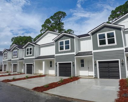 276 Prado St Unit D-1, Apalachicola