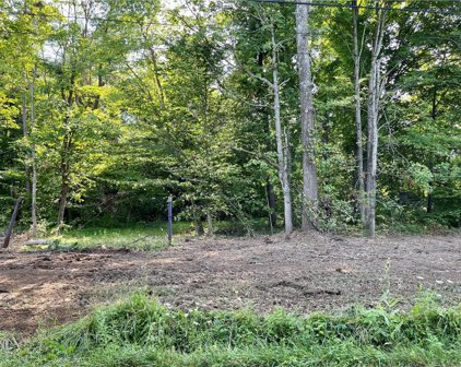 5189 Bittersweet Road, Morgantown
