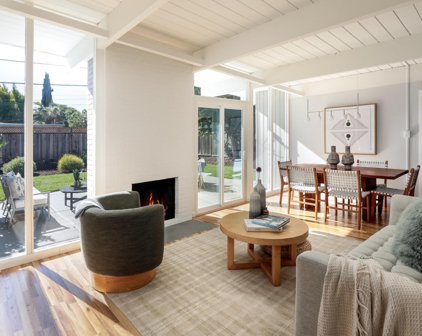 2439 Alvin ST, Mountain View