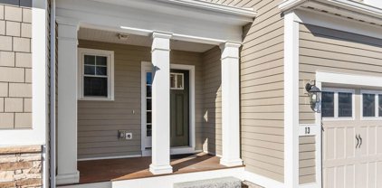 13 Farmstead Ln Unit 13, Sudbury
