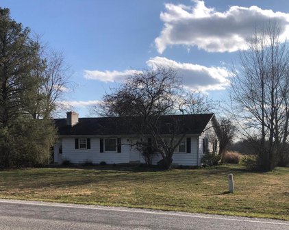 487 Race Horse Rd, Hanover