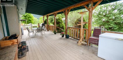 1468 AGATE BAY RD, Barriere