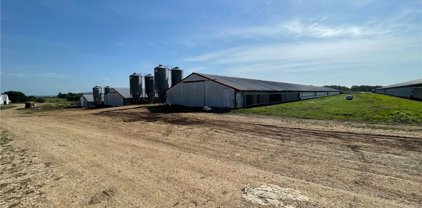 686 County Road 405, Berryville